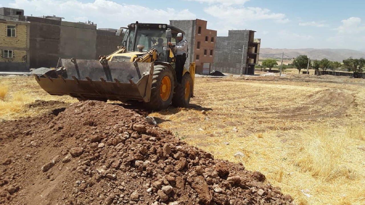 رفع تصرف ۱۳۱ هزار و ۴۶۷ مترمربع اراضی ملی در چهارمحال و بختیاری
