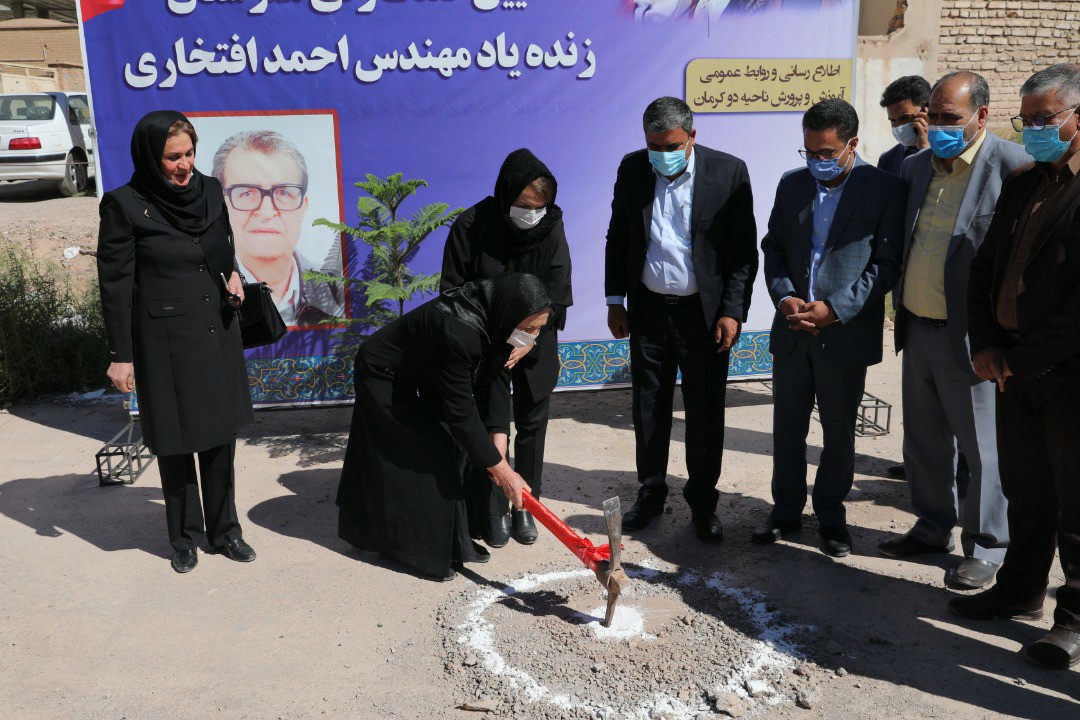 آغاز عملیات ساخت هنرستان خیرساز در کرمان