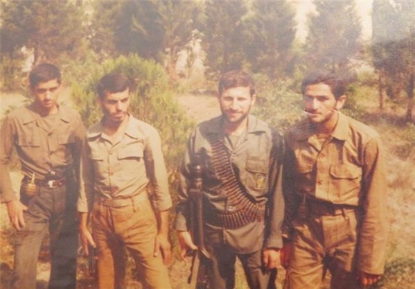عکسی از مادر یک شهید که جهانی شد/ سالهای سخت انتظار مادر برای بازگشت فرزند عکسی از مادر یک شهید که جهانی شد/ سالهای سخت انتظار مادر برای بازگشت فرزند