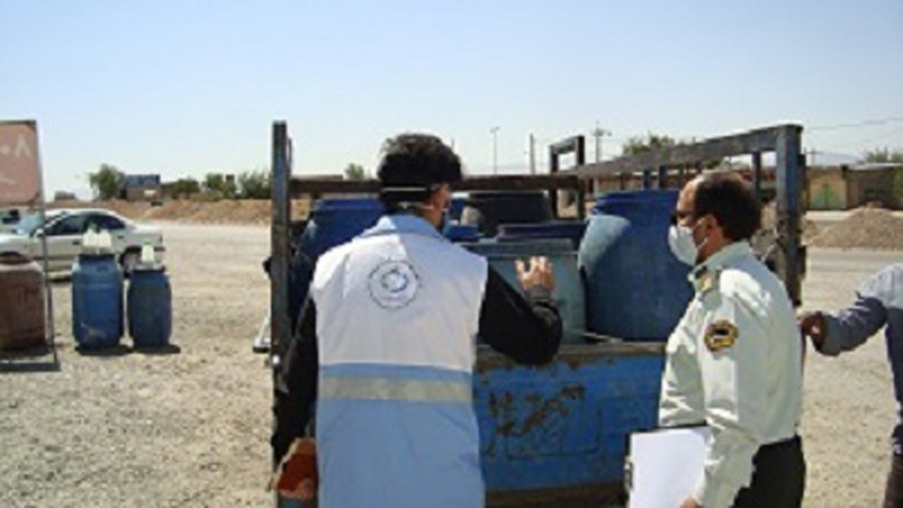 کشف ۲ هزار کیلوگرم مواد غذایی در مرودشت