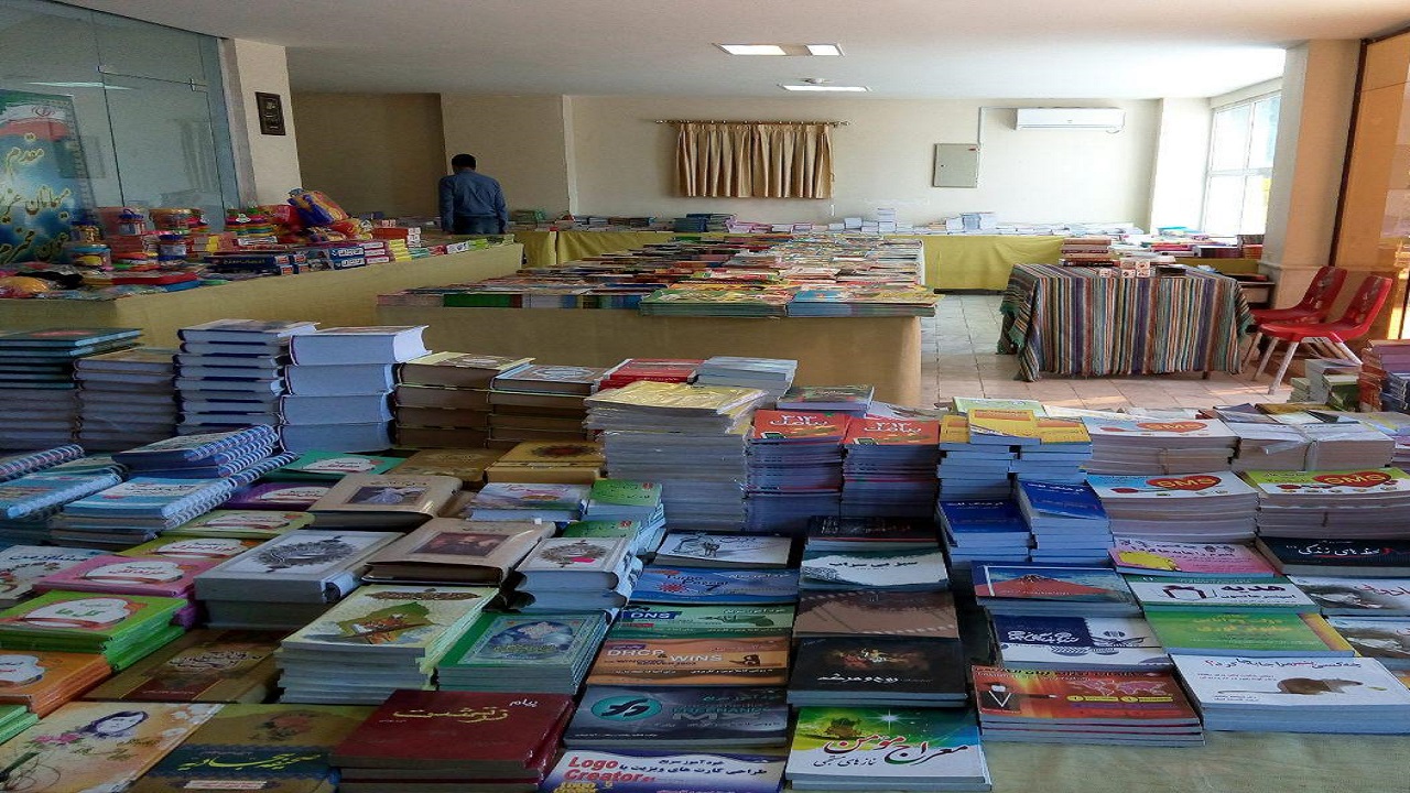 برپایی نمایشگاه بزرگ کتاب در قروه