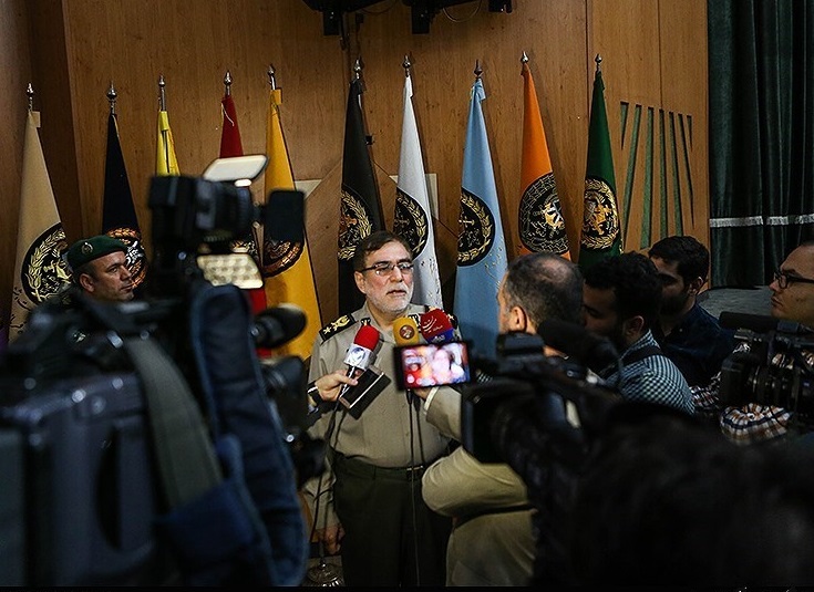 آمریکایی&zwnj;ها به فکر حل مشکلات داخلی خود باشند