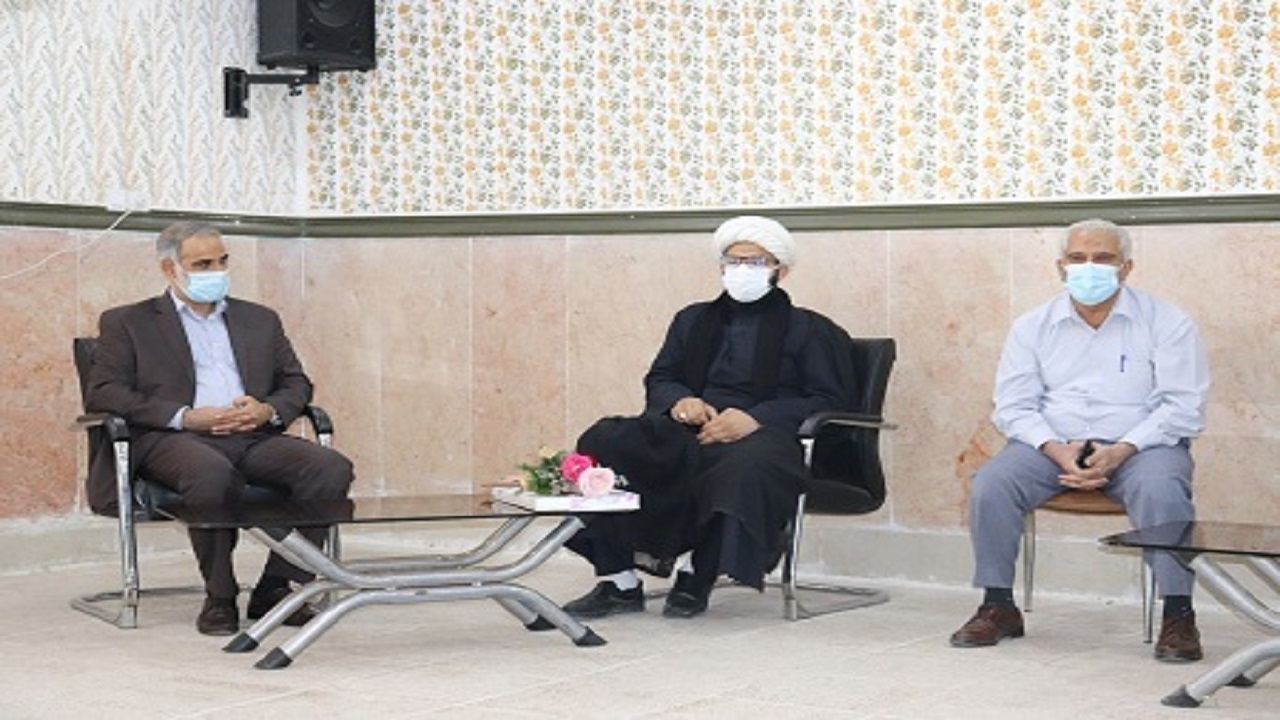 مهمترین سرمایه انقلاب اسلامی خانواده‌های شهدا هستند