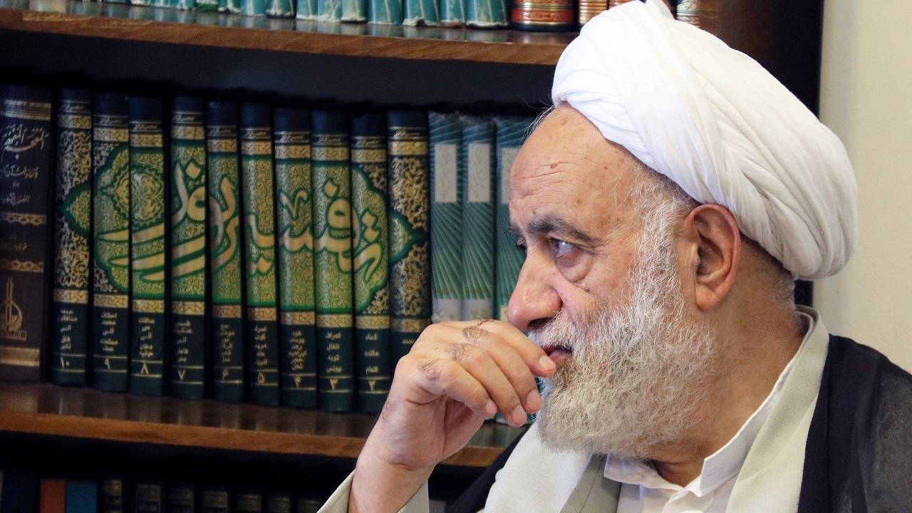 حجت الاسلام قرائتی خواستار اختصاص بودجه به مبارزه با تهاجم فرهنگی شد