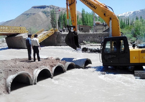 پیشرفت ۸۰ درصدی ساخت پل تراب به دهدشت