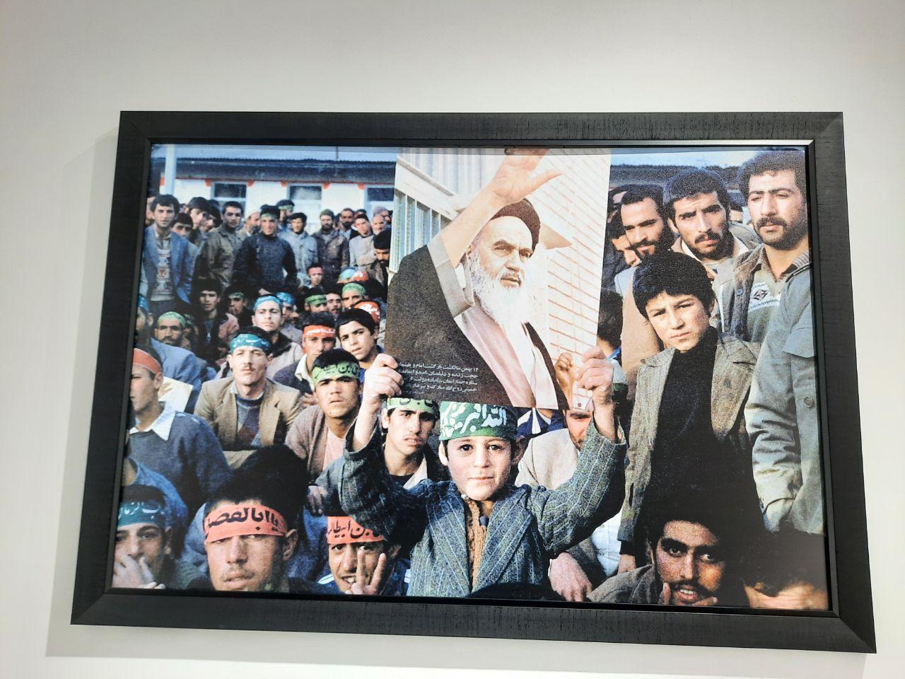 کتاب و نمایشگاه عکس &laquo;فرزندان روح الله&raquo; رونمایی شد