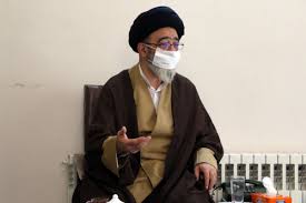 دیدار امام جمعه با خانواده مدیرعامل سابق سازمان آتش نشانی تبریز