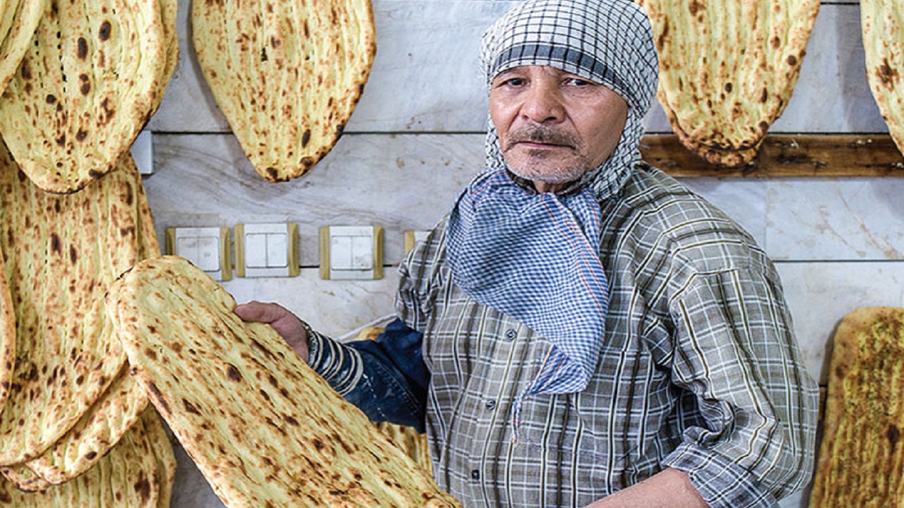دخل نانوایان مشهدی با خرجشان نمی خواند