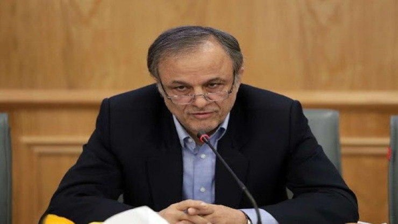 رزم‌حسینی، وزیر صنعت، معدن و تجارت شد