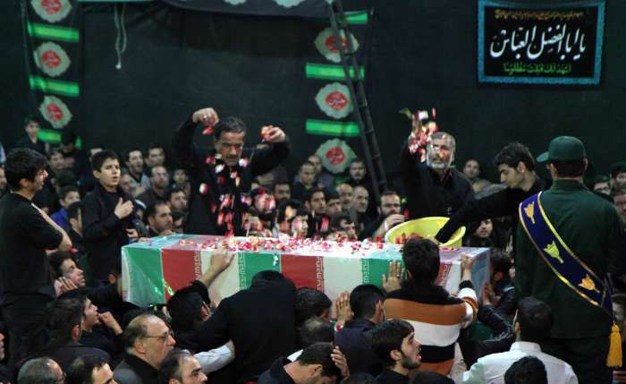 شهیدی که عکس روی تابوتش را هم تعیین کرد