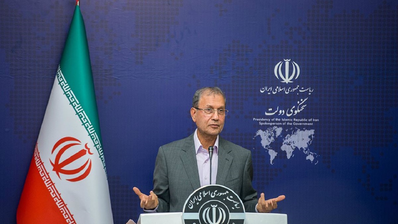 دستورالعمل‌های بهداشتی در مراکز عمومی کاملا اجرا نمی‌شود/ بزودی یک درصد از منابع صندوق توسعه ملی در اختیار بازار سرمایه قرار می‌گیرد