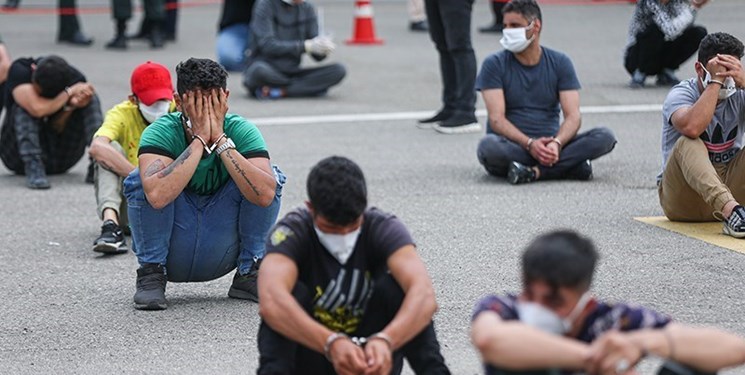 &laquo;اراذل&raquo; اینجا ترسناک نیستند؛ از گنده&zwnj;لات&zwnj;ها و عاملان نزاع&zwnj;های خیابانی گرفته تا مروجان اوباش&zwnj;گری در اینستاگرام!