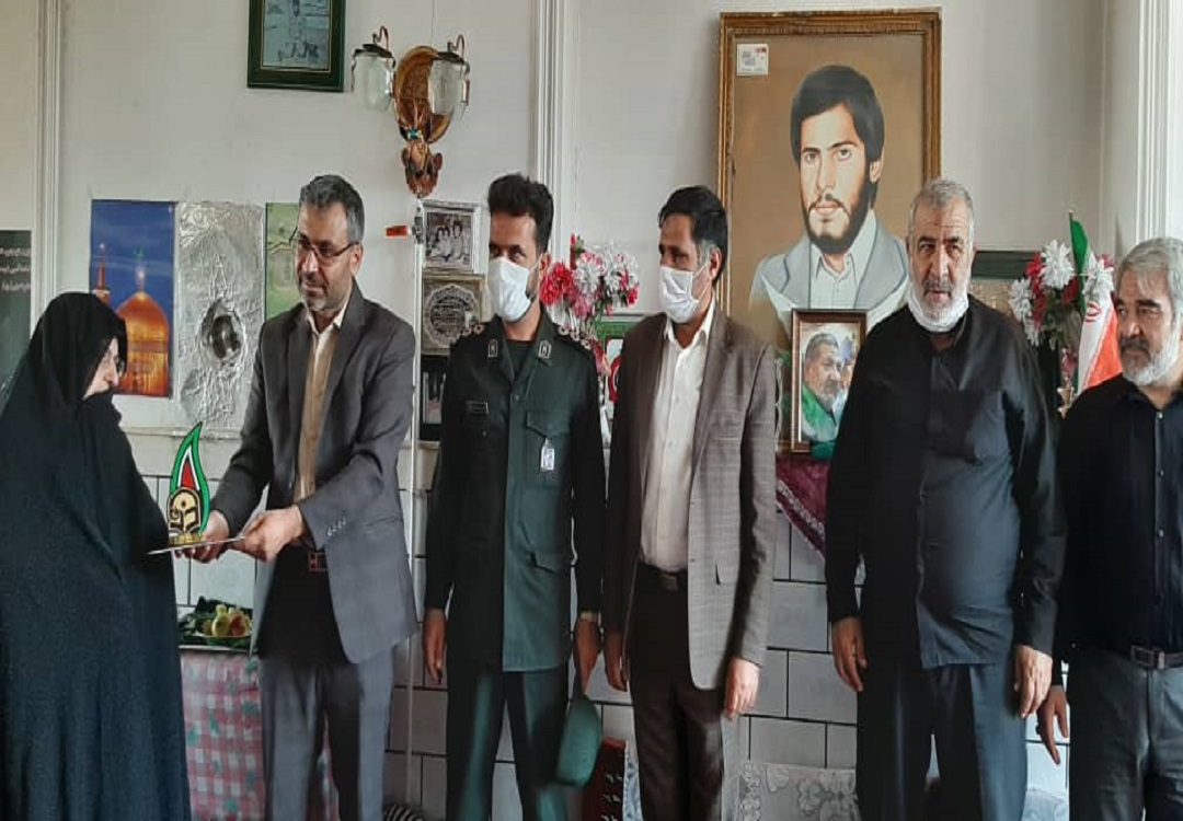 معلم شهیدی که هنوز کار فرهنگی می‌کند