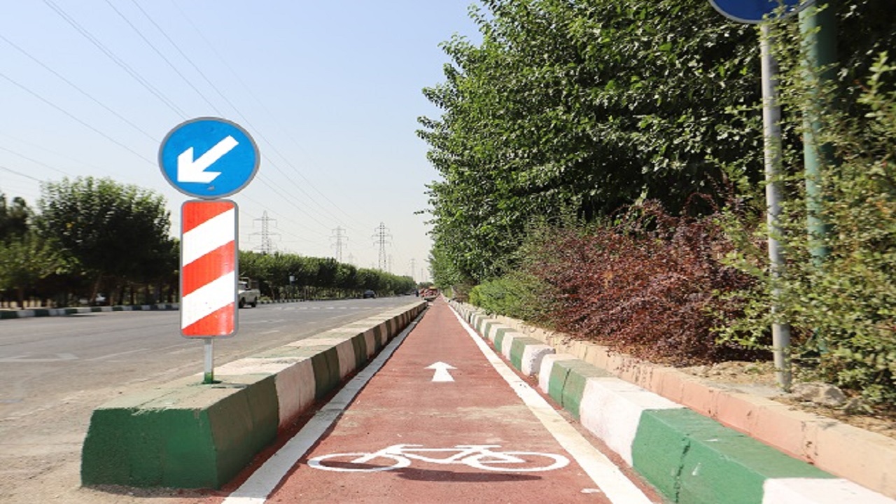 نهادینه سازی فرهنگ استفاده از دوچرخه با ایجاد زیرساخت‌های ترافیکی