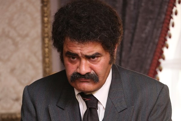 اهالی عمارت به «عزت» «بوم و بانو» اعتماد دارند/ هنوز مرا با «مجید دلبندم» میشناسند اهالی عمارت به «عزت» «بوم و بانو» اعتماد دارند/ هنوز مرا با «مجید دلبندم» میشناسند