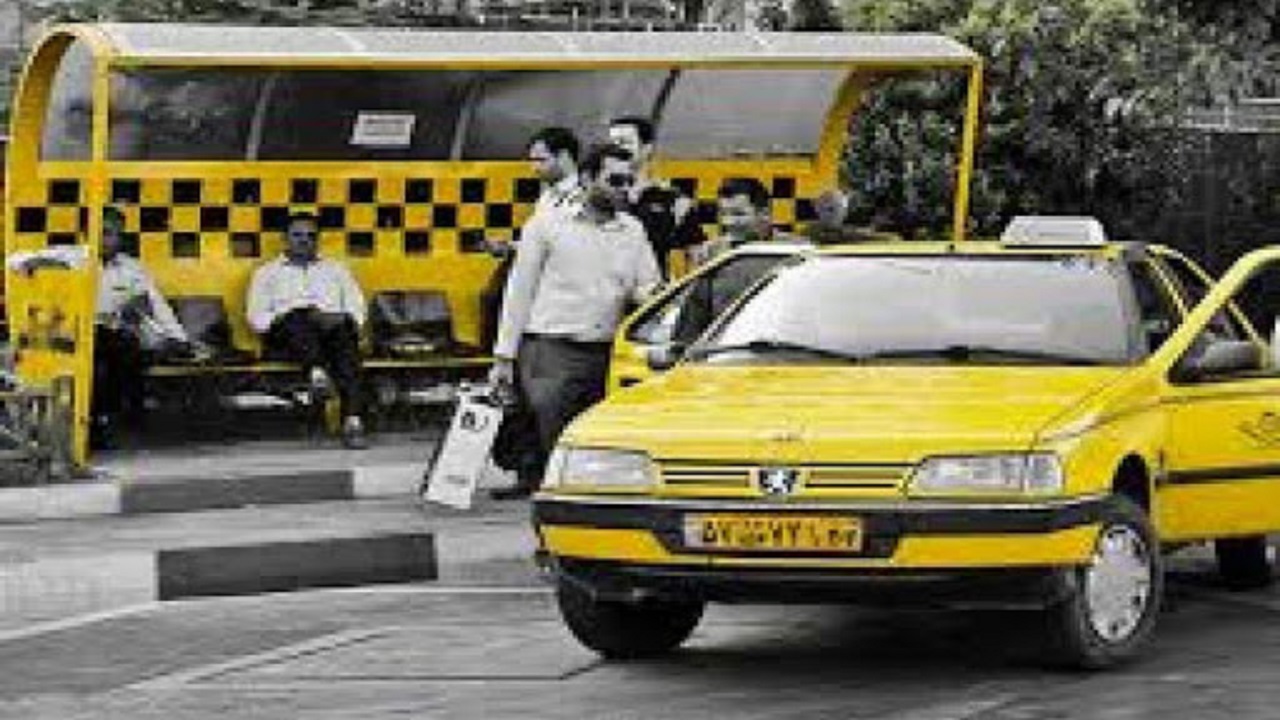 گلایه از نبود تاکسی در ایستگاه‌های شهر بم + فیلم
