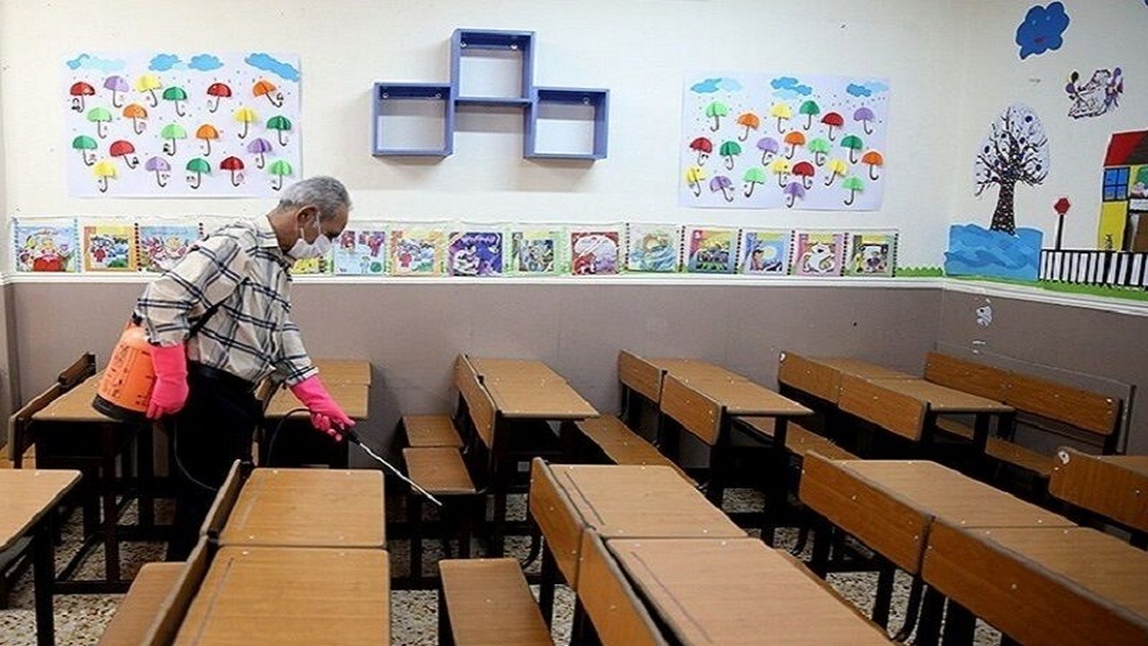 ابتلای حدود ۵۰۰ دانش آموز و معلم به کرونا در خراسان رضوی
