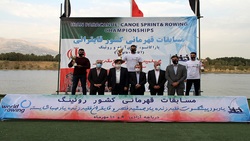 مسابقات قهرمانی قایقرانی بانوان
