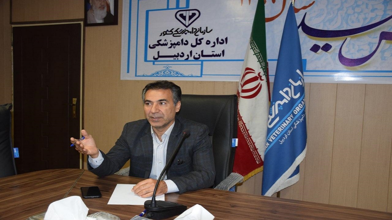 تهدید صنعت طیور استان اردبیل/ بیماری آنفلوانزای فوق حاد پرندگان در کمین است