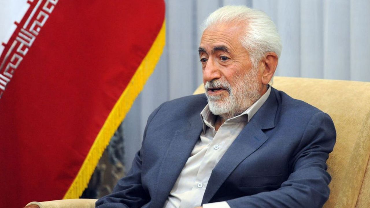 سال ۹۲ به من گفتند که چه کسی تو را تایید می‌کند؟/ در مدیریت کشور باید حواسمان باشد که دست در جیب فقرا نکنیم/ مردم همه کاره کشور هستند نه جناح‌ها