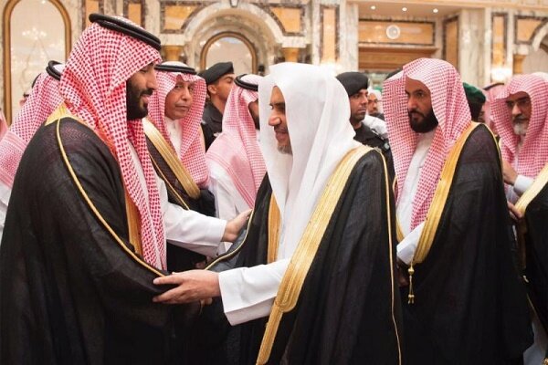 حمایت سعودی از فرانسه در جنگ علیه اسلام/ نقش پشت پرده ریاض