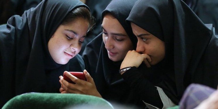بررسی رفتار نوجوانان در شبکه&zwnj;های اجتماعی/چرا نوجوانان رفتار پرخطر را دوست دارند؟