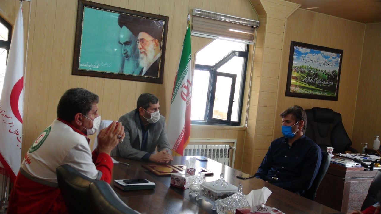همکاری هلال احمر و هیات کوهنوردی ایلام برای امداد رسانی در حوادث کوهستان