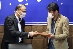نشست خبری سریال «کلبه ای در مه»