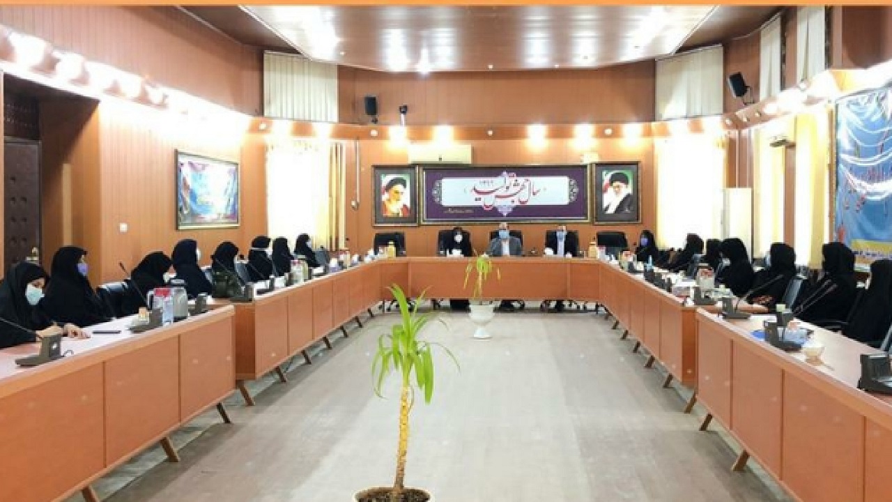 بانوان عامل قطع زنجیره انتقال کرونا در خرمشهر باشند
