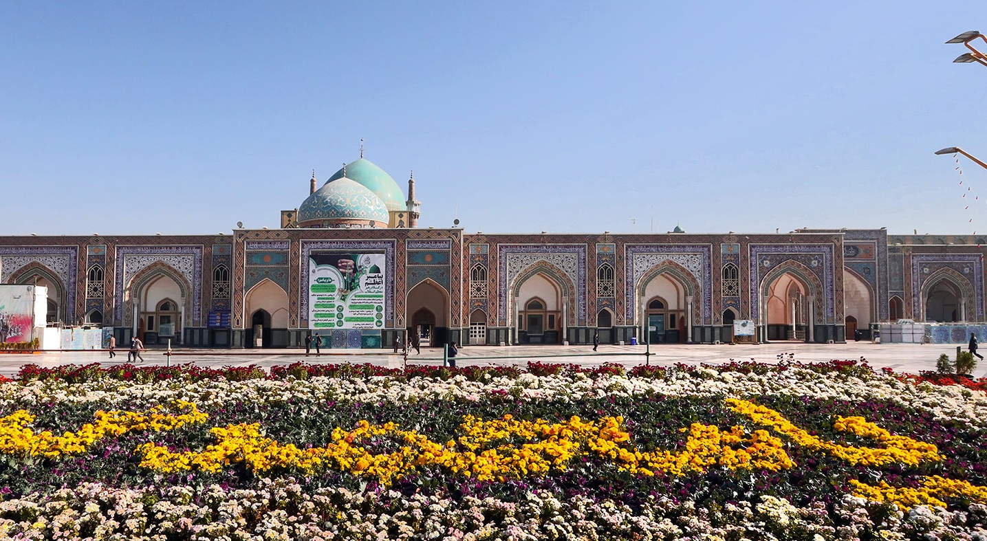 حرم امام رضا در ولادت پیامبر(ص)