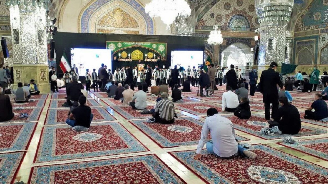 برگزاری جشن میلاد پیامبر(ص) و امام صادق(ع) در حرم رضوی