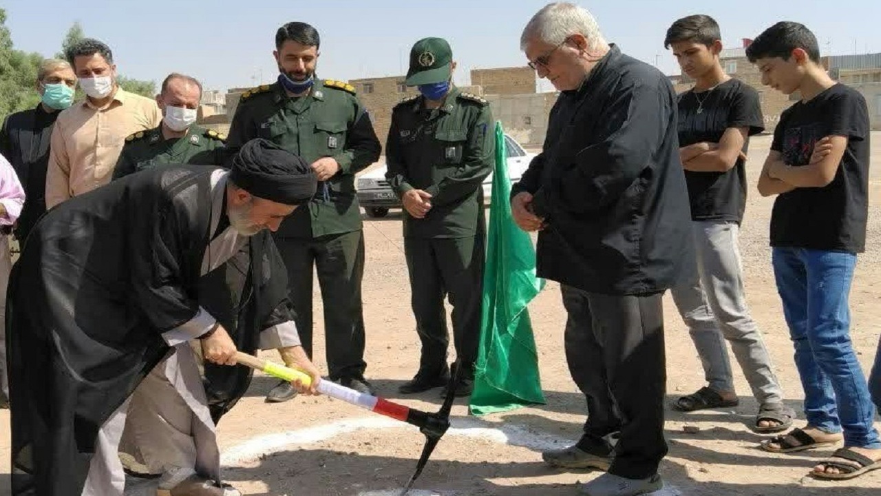 منطقه نوبهار قم صاحب زمین چمن فوتبال می شود