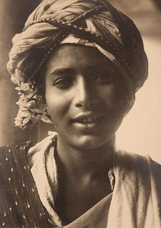 کارتپستالی که میگفتند شمایل پیامبر (ص) است + تصاویر کارتپستالی که میگفتند شمایل پیامبر (ص) است + تصاویر