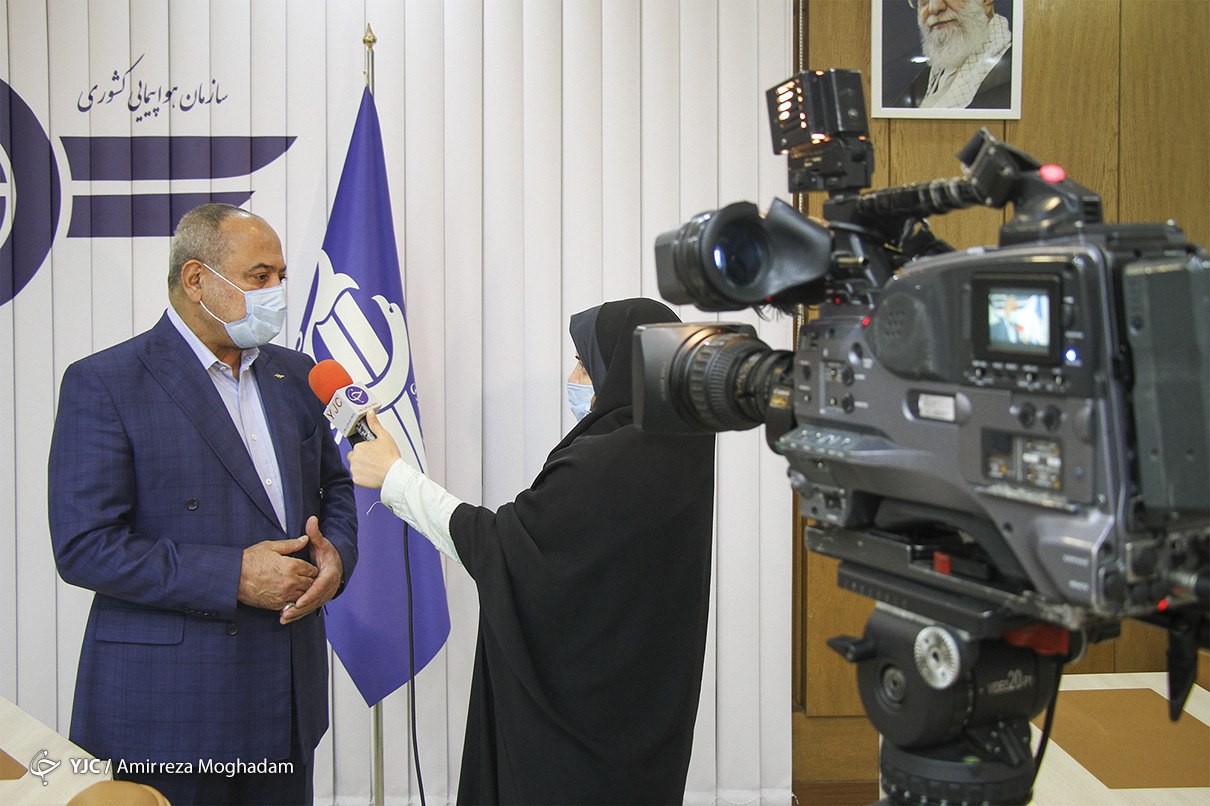 چارتر کنندگان بیش از مسافران نگران گرانی بلیت هواپیما هستند/ در کنار پرداخت ارز نیمایی باید ریال هم به ایرلاین ها پرداخت شود چارتر کنندگان بیش از مسافران نگران گرانی بلیت هواپیما هستند/ در کنار پرداخت ارز نیمایی باید ریال هم به ایرلاین ها پرداخت شود