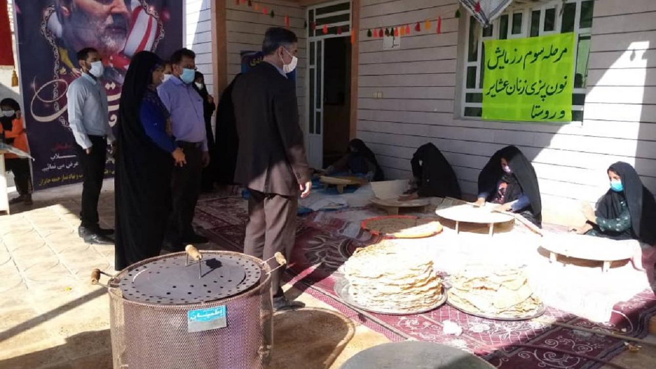 پخت نان برای کمک به نیازمندان در امیدیه