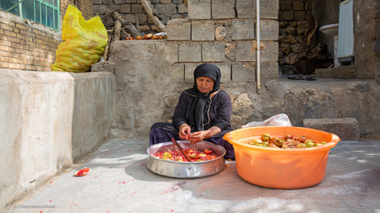 مراسم سنتی 'ناردُنگ' /  سفر پاییزی به روستای یاقوت‌های سرخ از دریچه دوربین