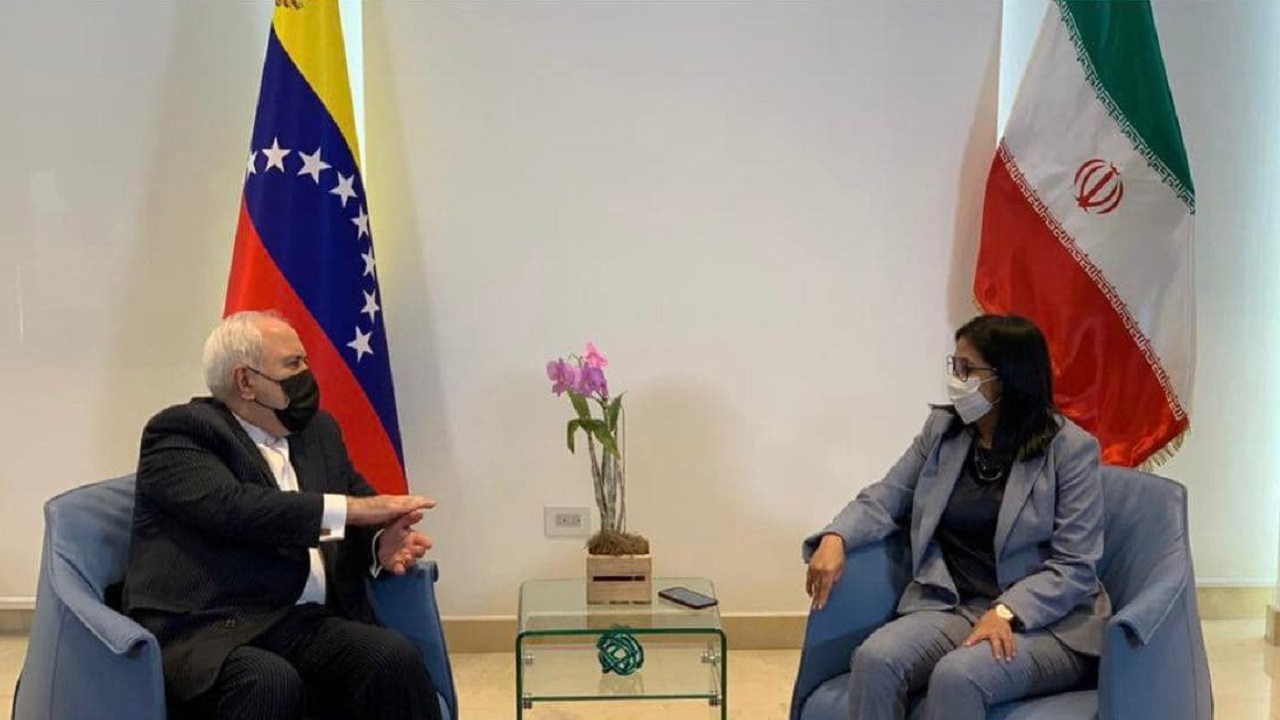 ظریف با معاون رئیس جمهور ونزوئلا دیدار و گفت‌وگو کرد/ بررسی موضوعات مختلف در روابط دوجانبه
