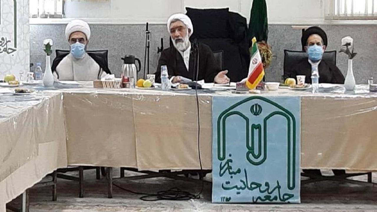دبیران تشکل‌های انقلابی بر ساختارسازی برای انتخابات و تزریق امید به جامعه تاکید کردند