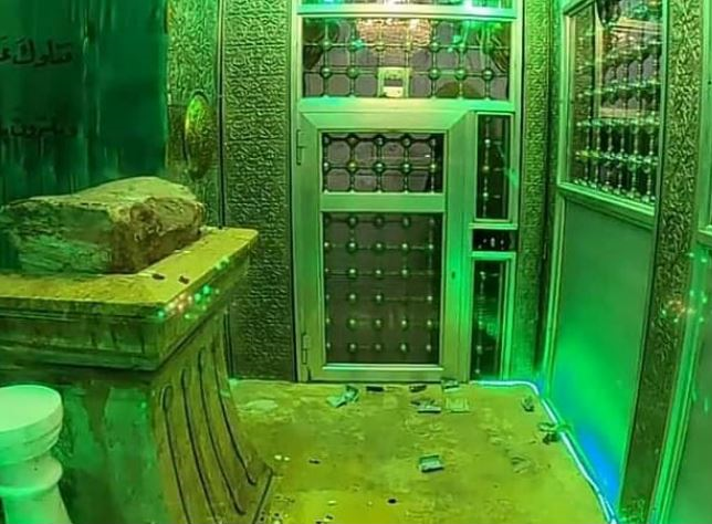 سنگی که میزبان سر سیدالشهدا(ع) بود پس از ۸ سال به جایگاه اصلی بازگشت