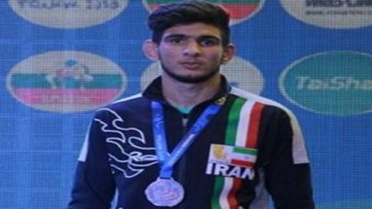 ستاره کشتی قم قهرمان مسابقات انتخابی تیم ملی شد