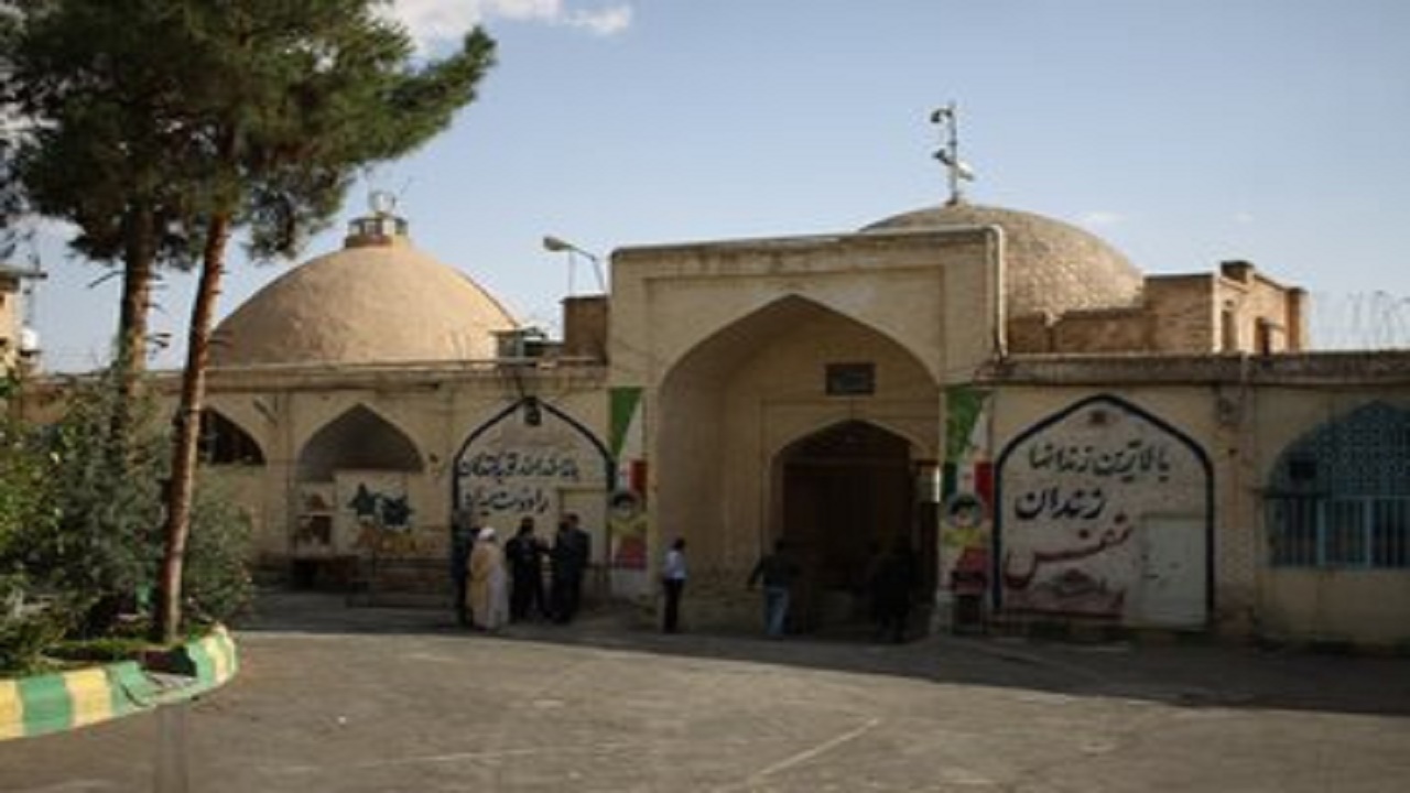 آزادسازی کاروانسرای شاه‌عباسی سمنان کامل شود