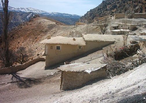 روستای موری نقطه کور خوزستان/ مشترکان ساکن این روستا در دسترس نیستند