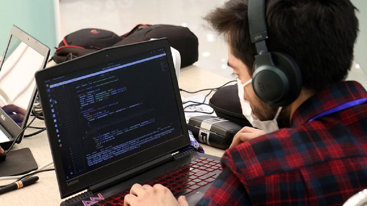 مسابقه Coder Combat برای اولین بار در کشور برگزار شد