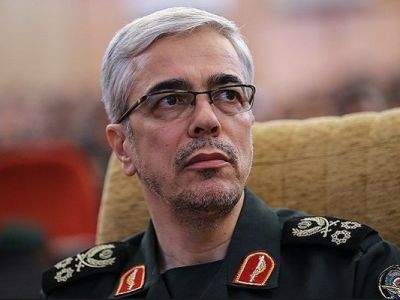 تقدیر سرلشکر باقری از رئیس بنیاد شهید و امور ایثارگران