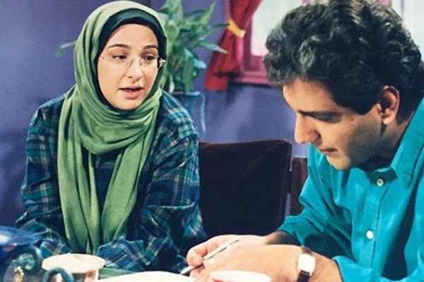 چرا &laquo;زیر آسمان شهر&raquo; و &laquo;جُنگ ۷۷&raquo; ماندگار شدند؟ /خاطرات تلخ و شیرین از ساخت سریال&zwnj;های طنز