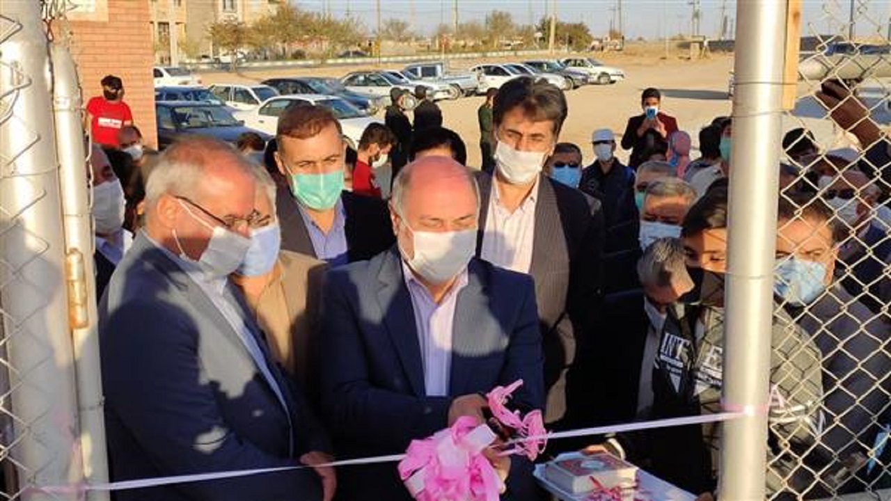 زمین چمن طبیعی شهر فرادنبه افتتاح شد
