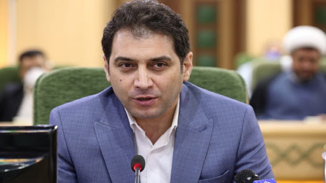 داروی رمدسیویر به دلیل گرانی باید تحت پوشش بیمه‌ای قرار بگیرد