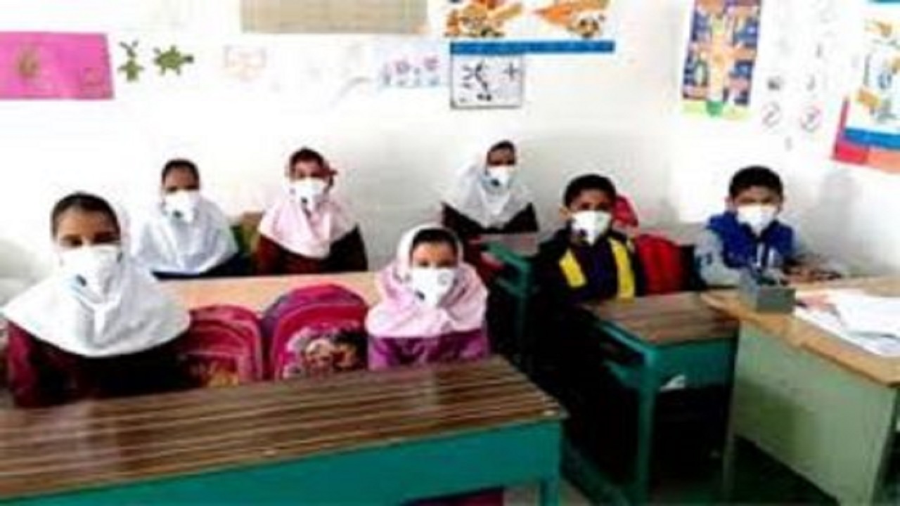 کلاس‌های مدارس روستا‌های محروم با جمعیت دانش آموزی کمتر از ۱۰ نفر حضوری برگزار می‌شود