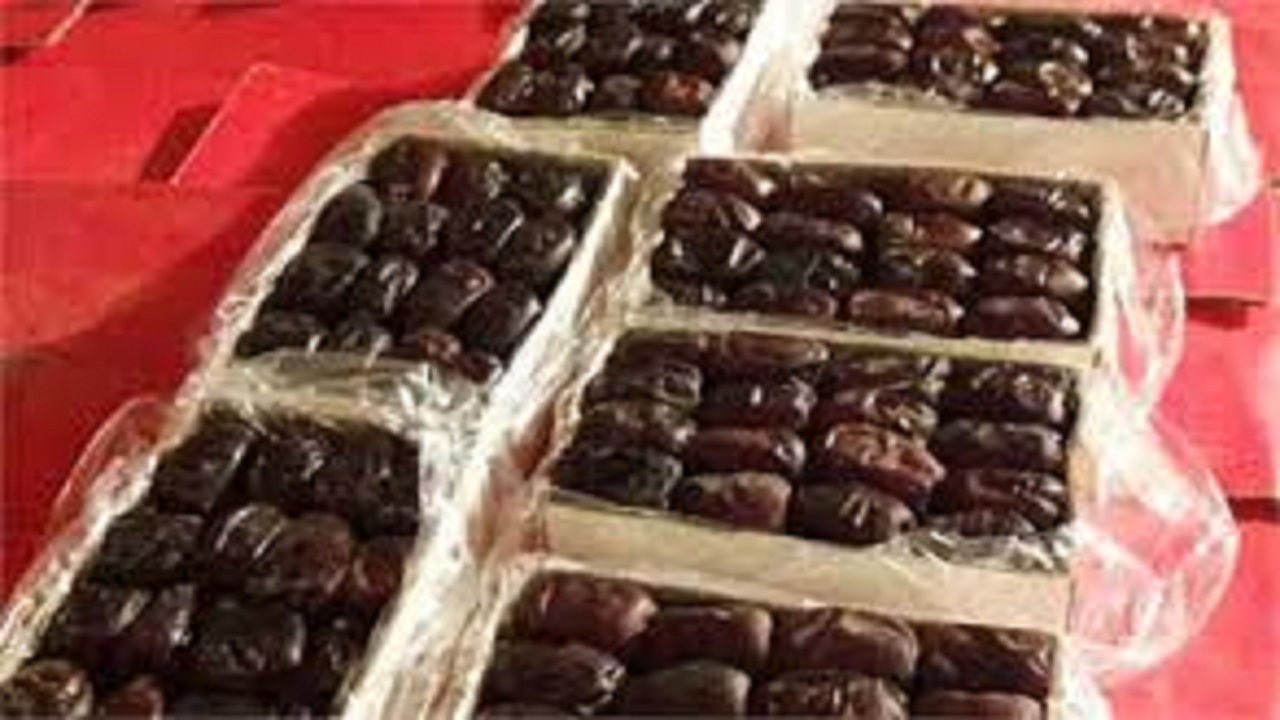 خرید خرما از نخلداران آبادان