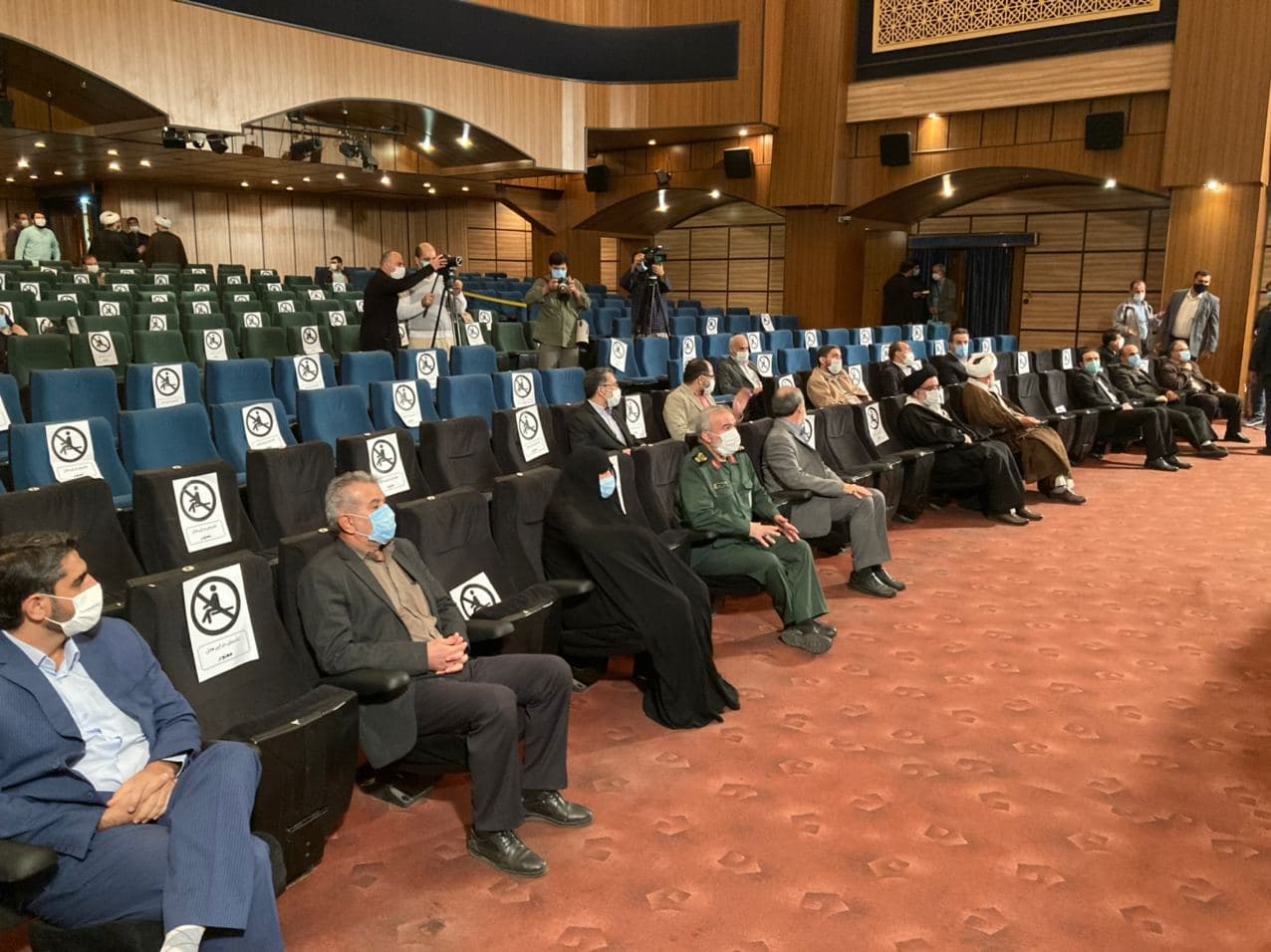 رونمایی از کتاب 